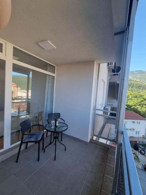 Mina Apartment *